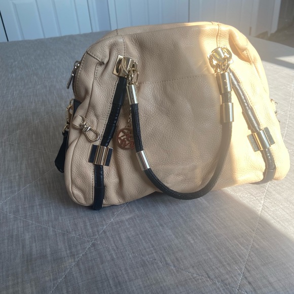 DKNY satchel bag - Picture 2 of 7